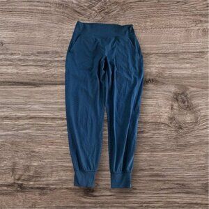 Lululemon Women's Black Fence Print Pockets Joggers Ankle Cropped Size 8